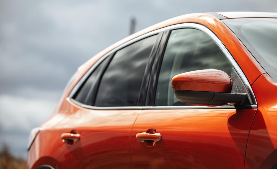 Детали экстерьера Ford Escape SE 2019 года  (NA) (фото 5 из 40)